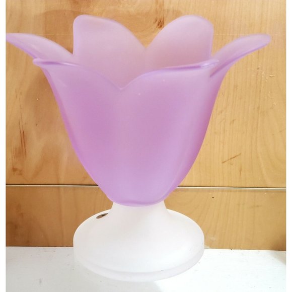 Partylite Royal Tulip 6"  Votive Tea Light Lavender Frosted Candle Holder - Picture 6 of 11